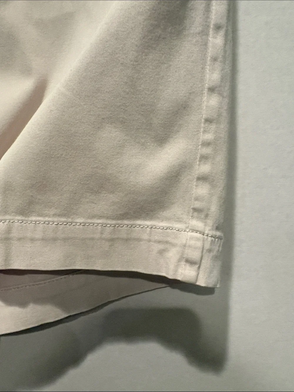 Faherty - Men's Essential Chino Short. Size 38. Khaki, Stone.